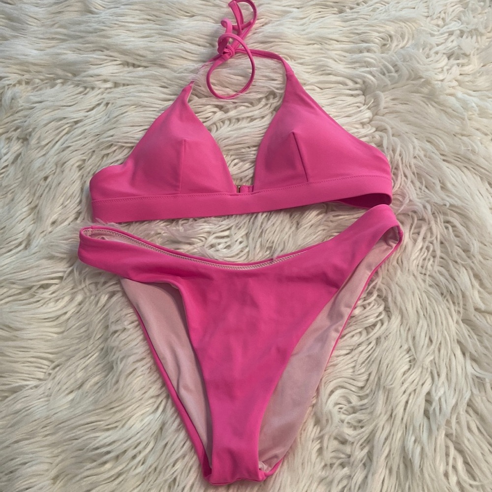 Victoria Secret Swim color pink size M excellent condition see all photos